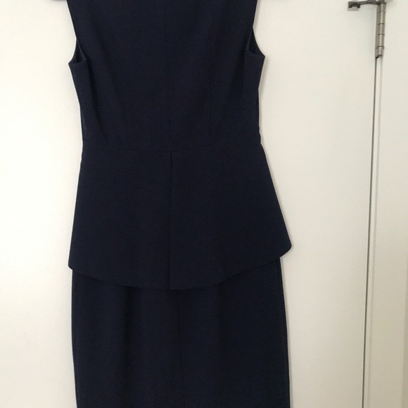 Flattering navy dress with zipper - Picture 6 of 7